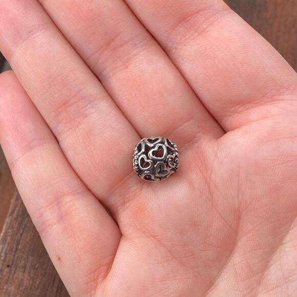 Authentic Pandora Sterling Silver Hearts All Over Openwork Charm 790964 - Picture 1 of 3